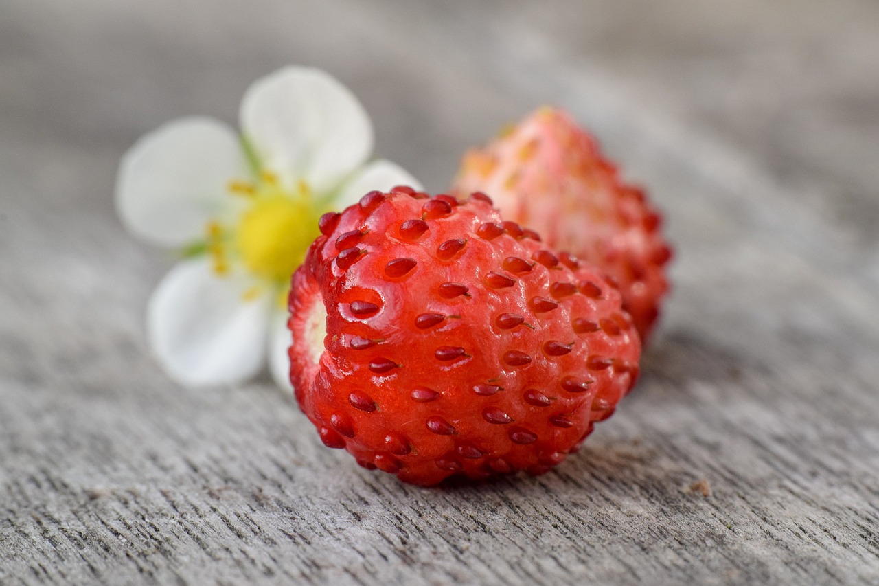How to Grow Juicy, Tasty Strawberries